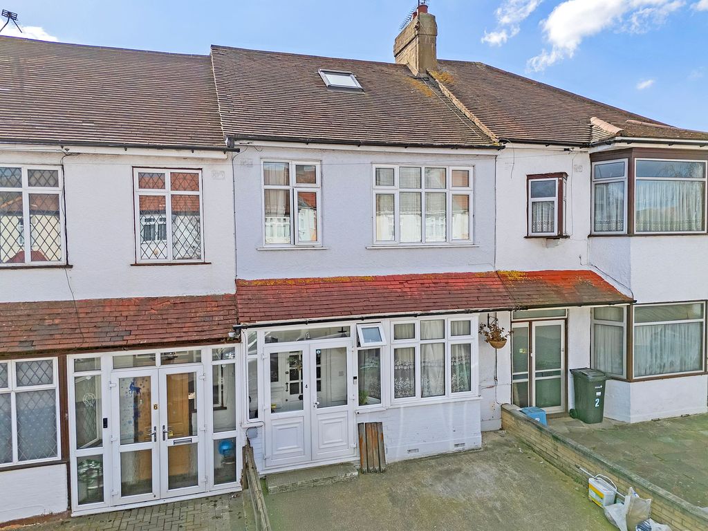 Property photo 2 of 19