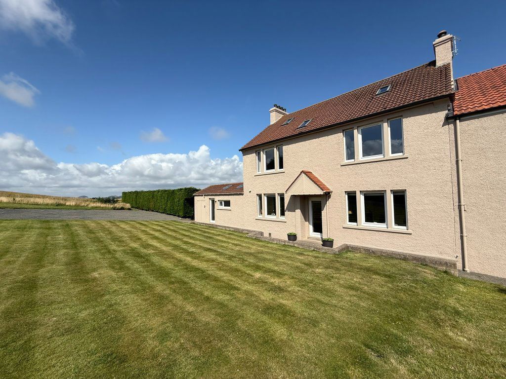 Property photo 2 of 36
