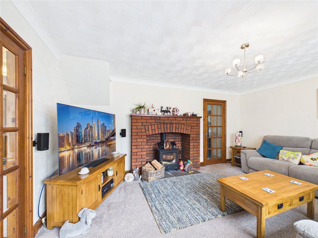 Property photo 3 of 35 Picture No. 75