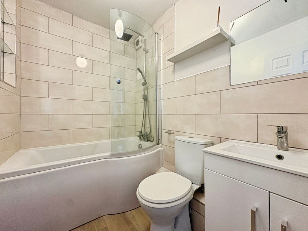 Property photo 3 of 7 Pbox-Img.Jpg