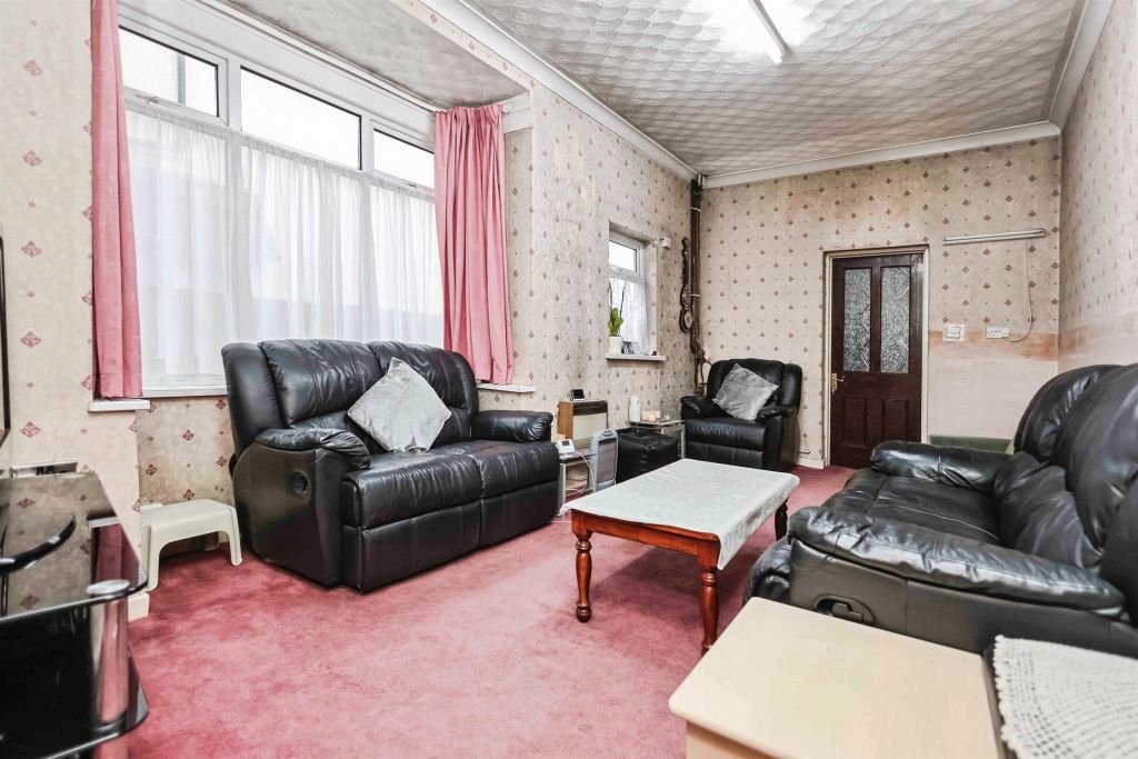 Property photo 3 of 15