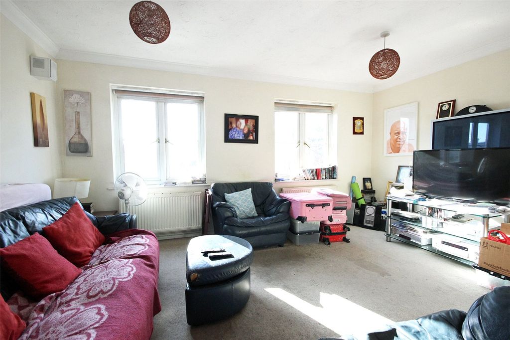 Property photo 3 of 13 Picture No. 10