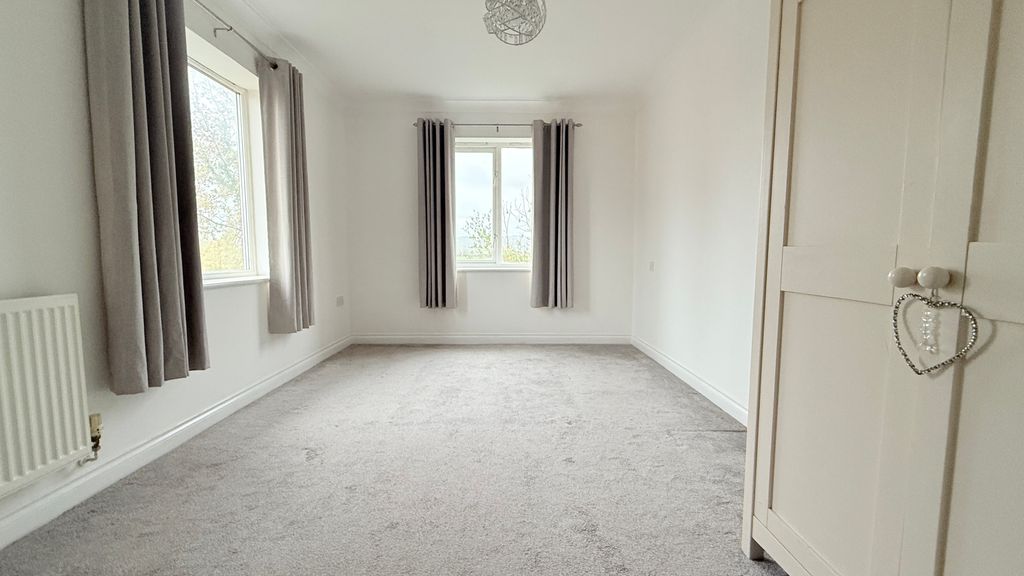 Property photo 3 of 15 Img_E7105