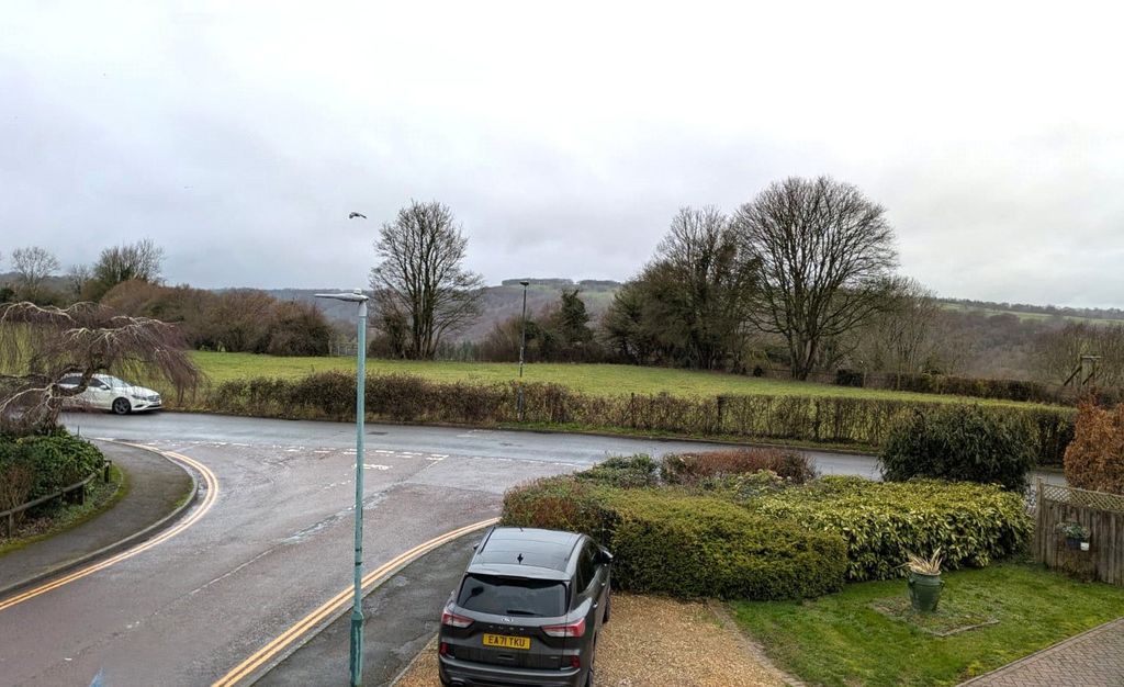 Property photo 3 of 21 Picture No. 24