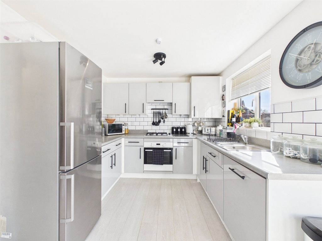 Property photo 3 of 15 Picture No. 15