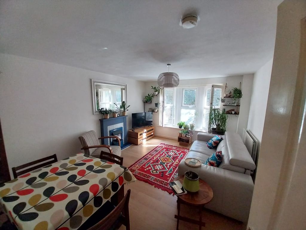 Property photo 1 of 5 Image