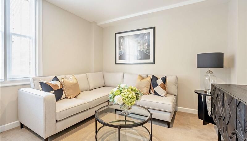 Property photo 1 of 10 Living Room