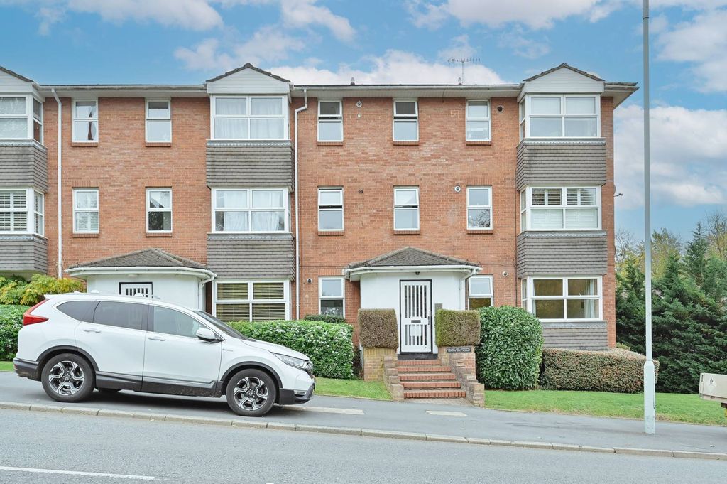 Property photo 1 of 15