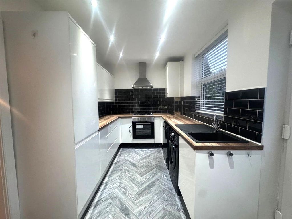 Property photo 3 of 12 Whatsapp Image 2025-12-29 At 10.04.43 (1).Jpeg