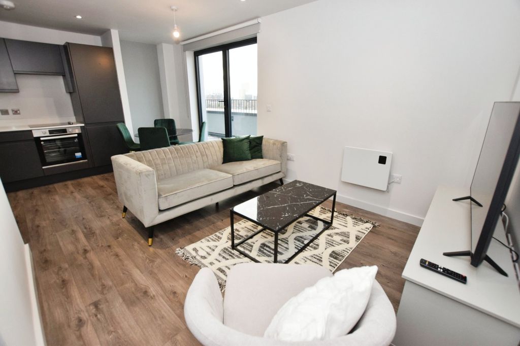 Property photo 1 of 26 Picture No. 05