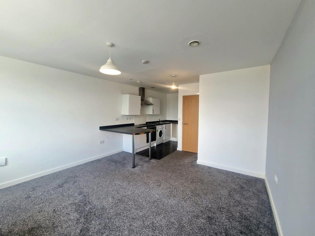 Property photo 3 of 6 39c3Db34-6c98-48Ad-9c9B-96d4c6227Bef