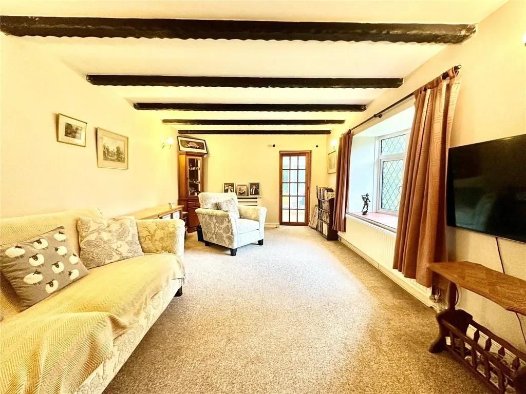 Property photo 3 of 17 7.Jpg