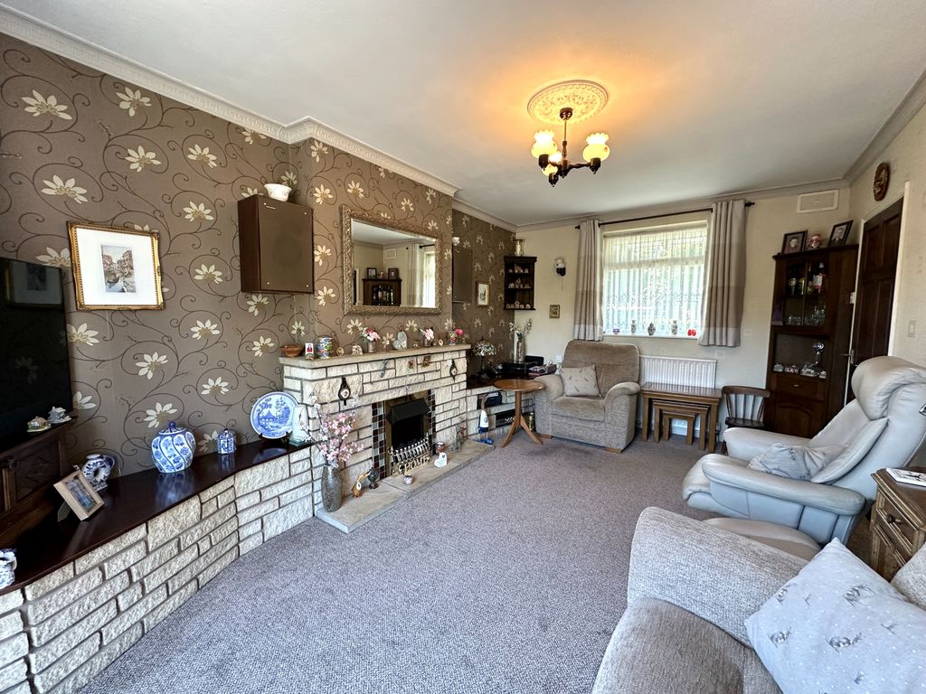 Property photo 3 of 22