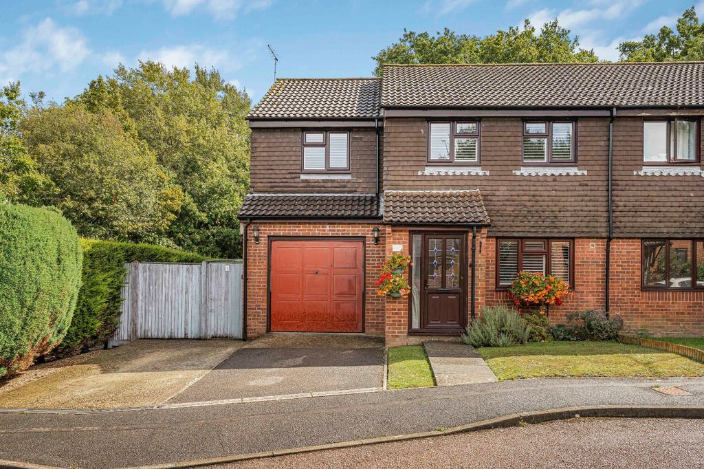 Property photo 1 of 19 Picture No. 04