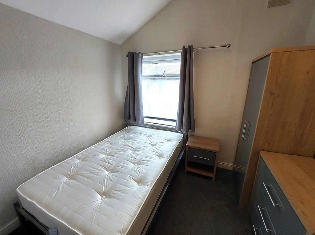 Property photo 3 of 4 Example
