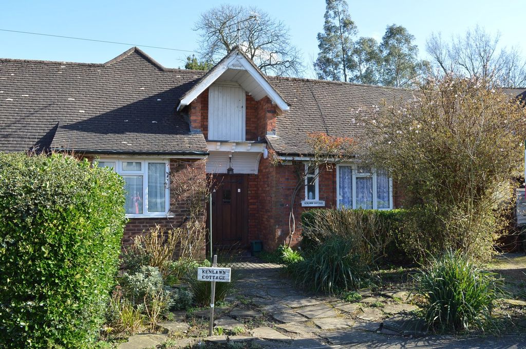 Property photo 1 of 9