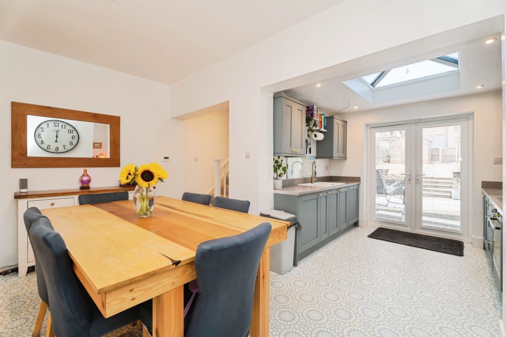 Property photo 1 of 19