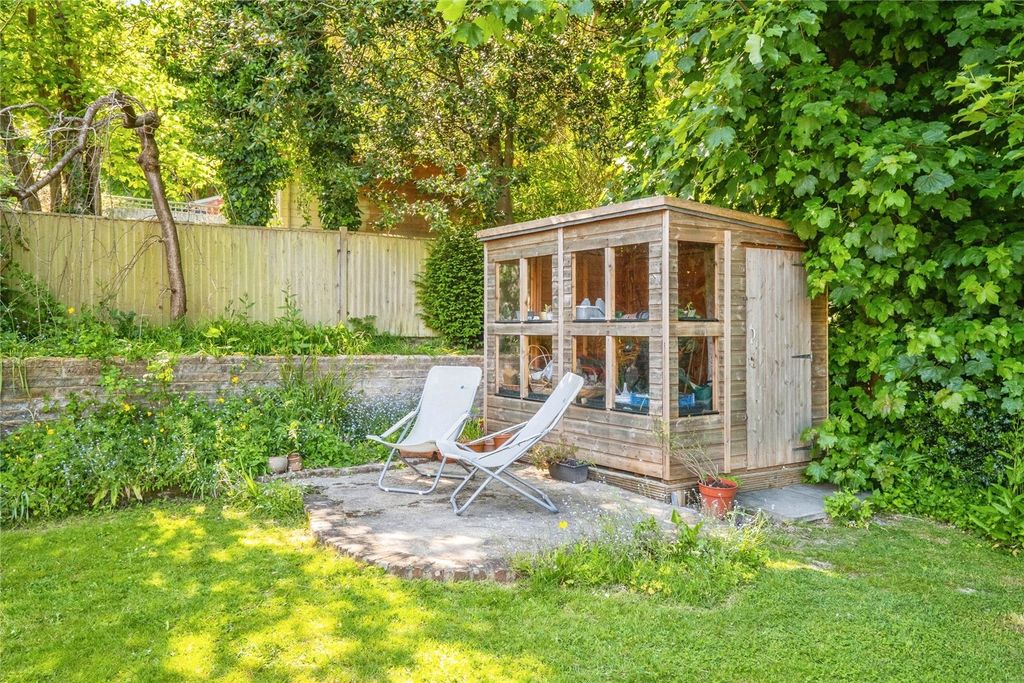 Property photo 3 of 33 Photography