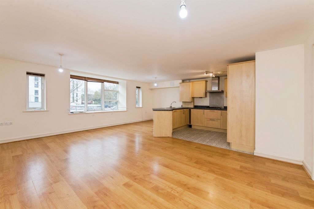 Property photo 3 of 14