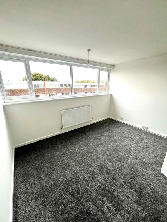 Property photo 3 of 11 Img_1410 Large.Jpeg