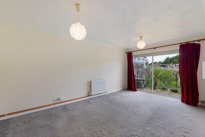Property photo 3 of 10 Photo 4