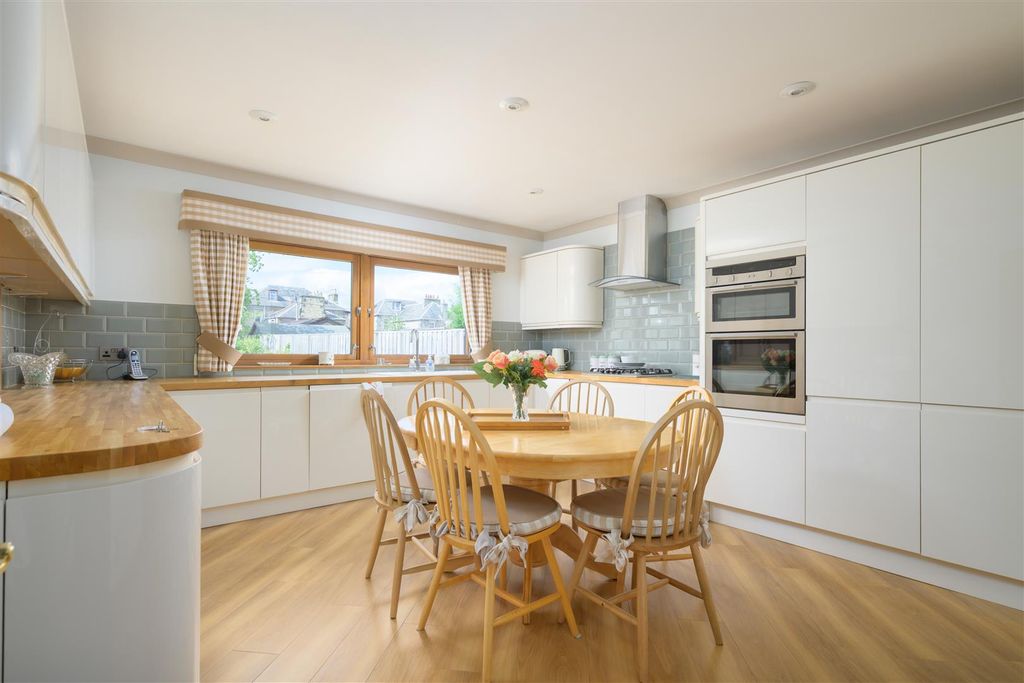 Property photo 3 of 31 65Abalhousie-0023.Jpg