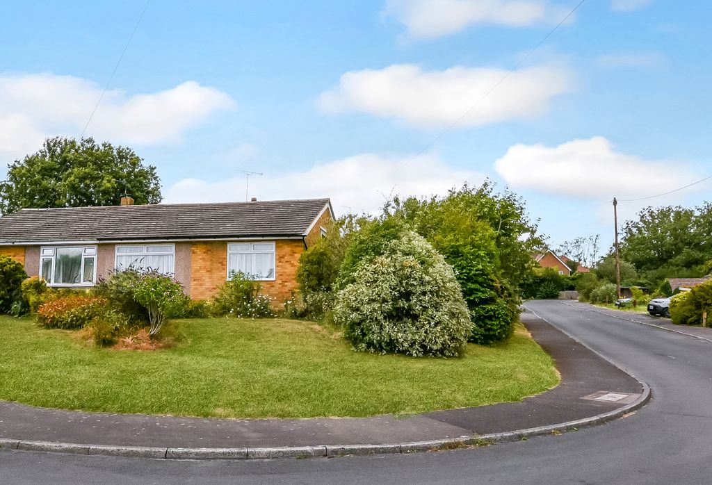 Property photo 1 of 12 28Streampit