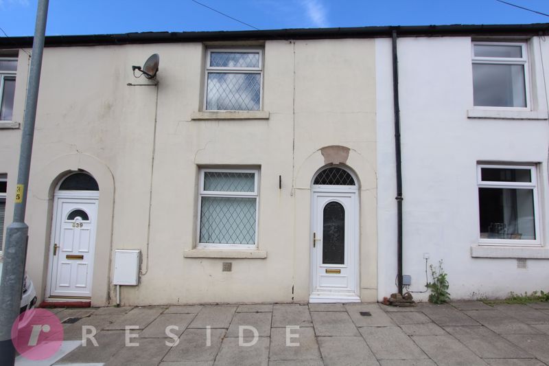Property photo 1 of 19 House