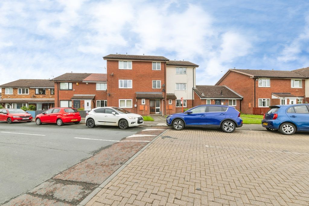 Property photo 2 of 11 Pbox-Img.Jpg