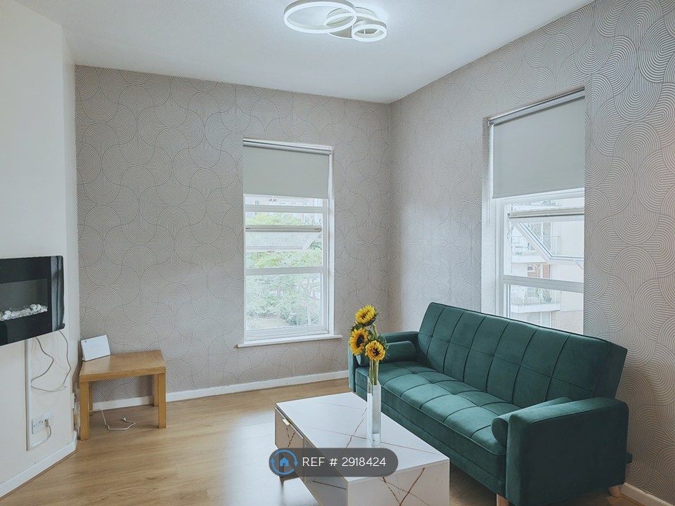 Property photo 2 of 12 Living Room