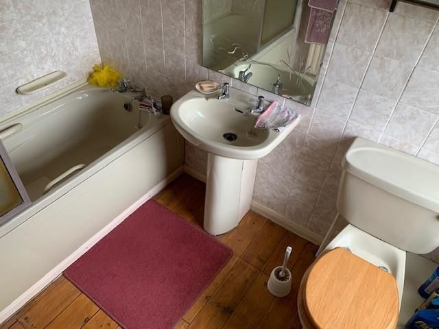 Property photo 3 of 11