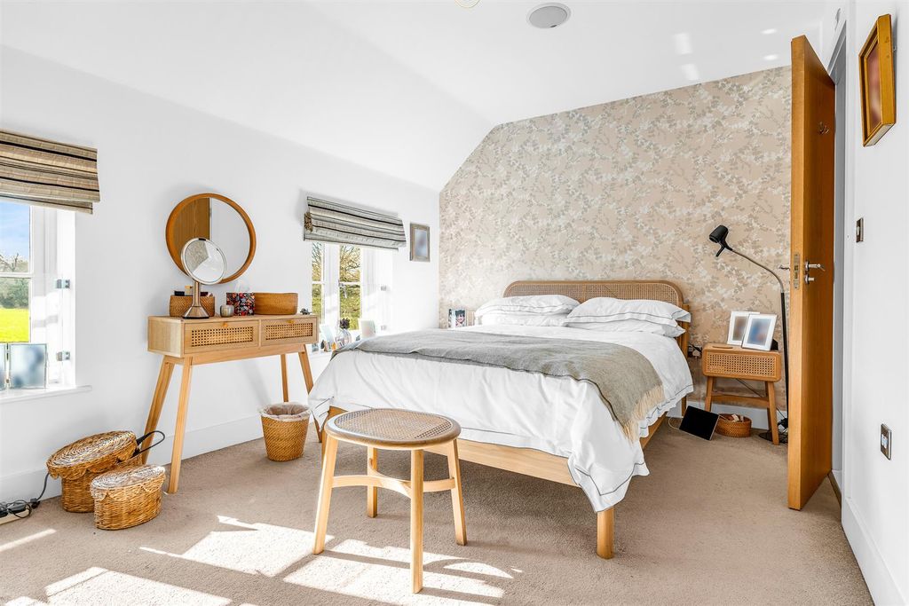 Additional image 12 of 3 bed terraced house for saleHarrison Lane, Balls Park, Hertford SG13