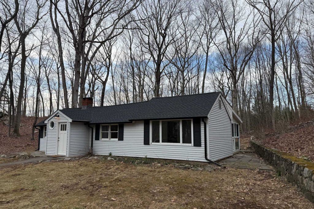 Property photo 1 of 27