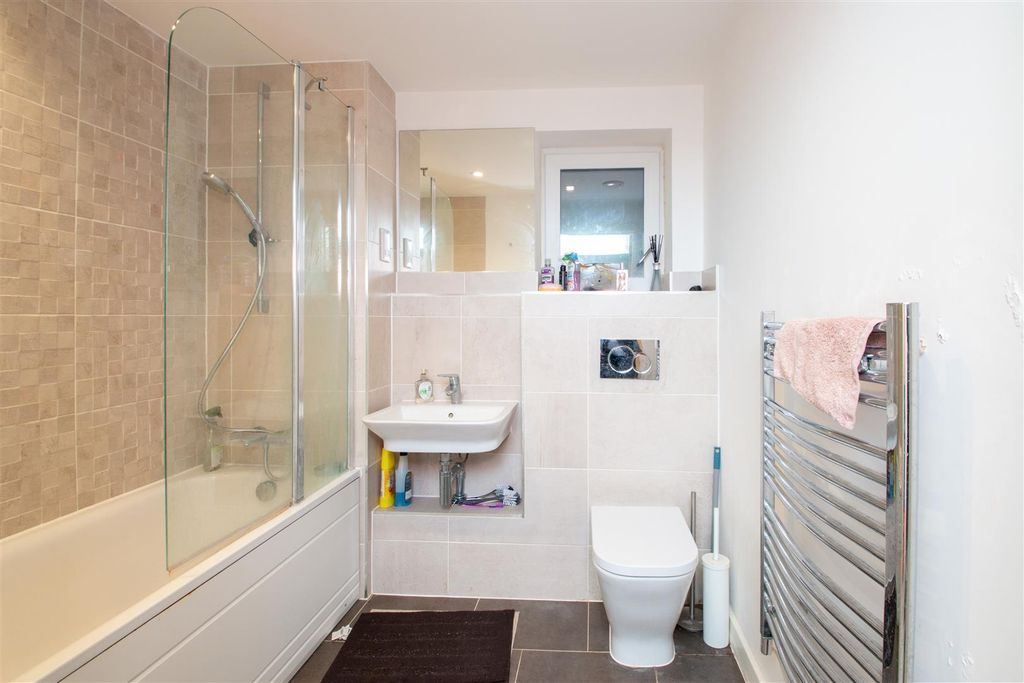 Property photo 3 of 10 18Dre_1.Jpg