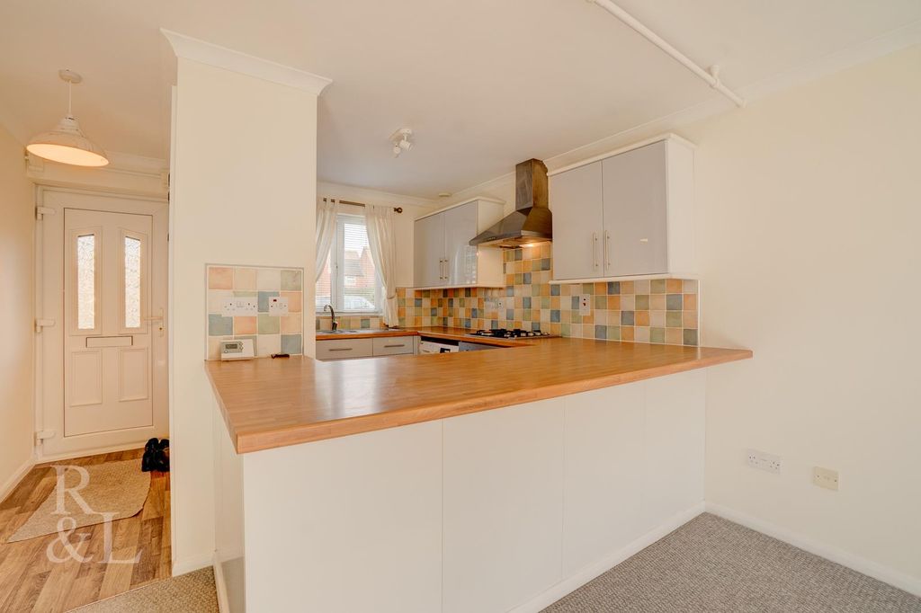 Property photo 3 of 13 Batched  (16).Jpg