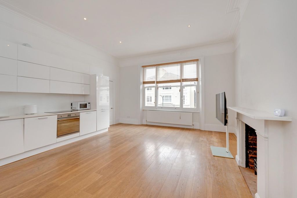 Property photo 2 of 7 52192 (3).Jpg