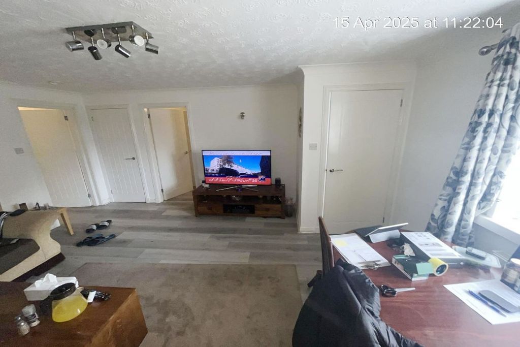 Property photo 2 of 9
