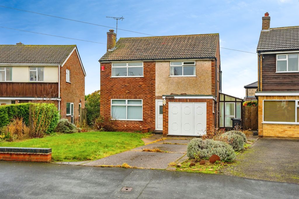 Property photo 1 of 17 External