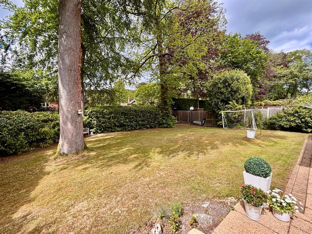 Property photo 3 of 21