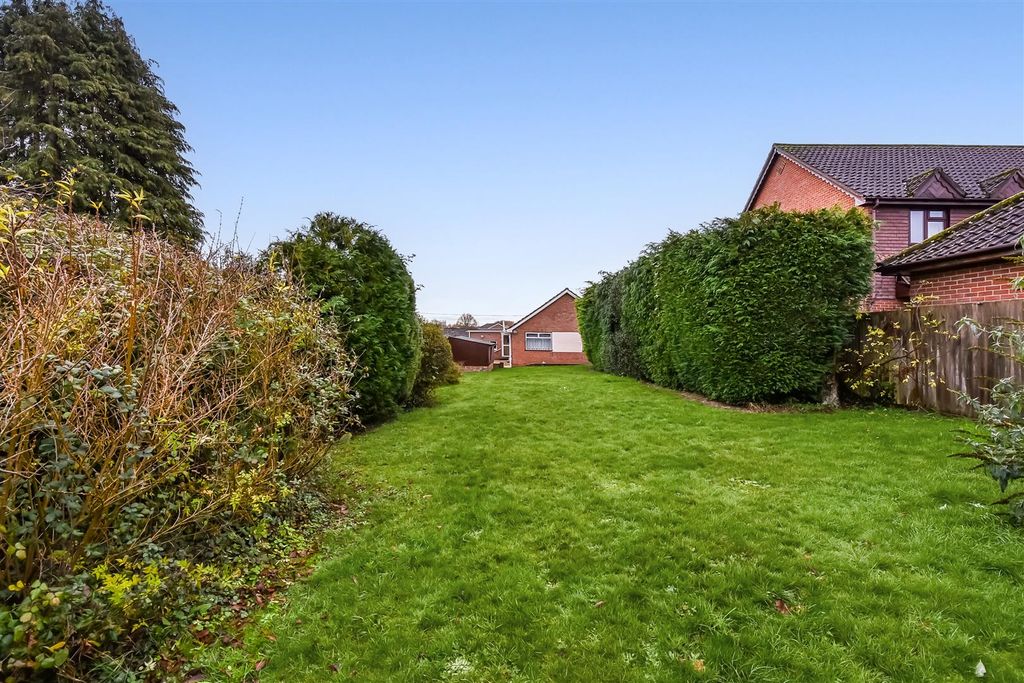 Property photo 2 of 26 Sketch_Ph9_6330369.Jpg