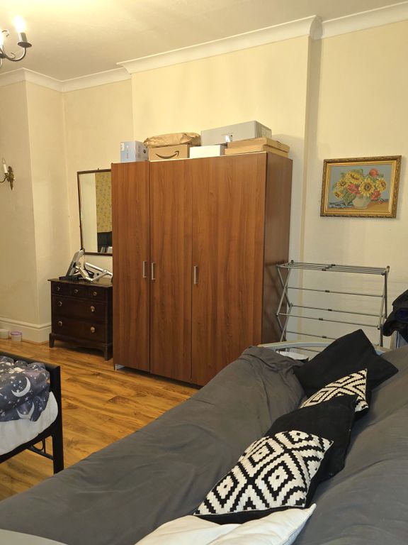 Property photo 2 of 4