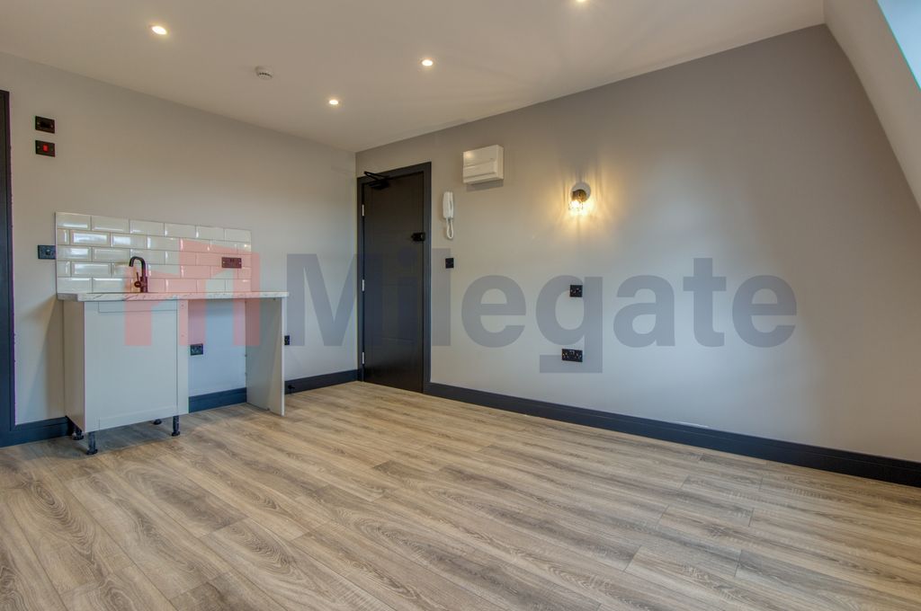 Property photo 2 of 6 Photo 1