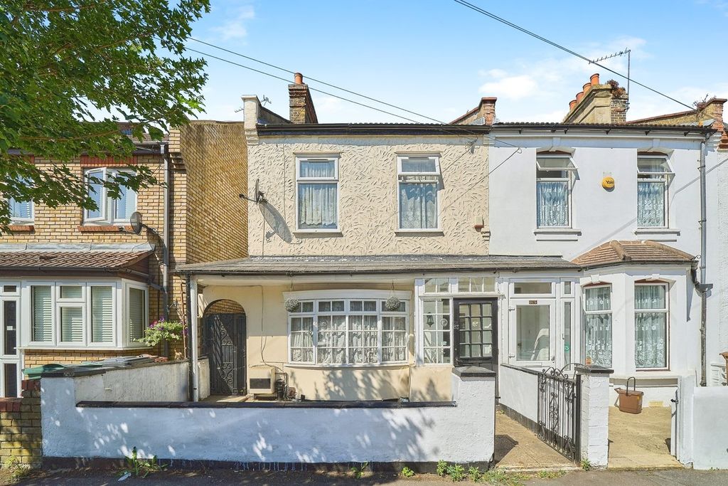 Property photo 1 of 19