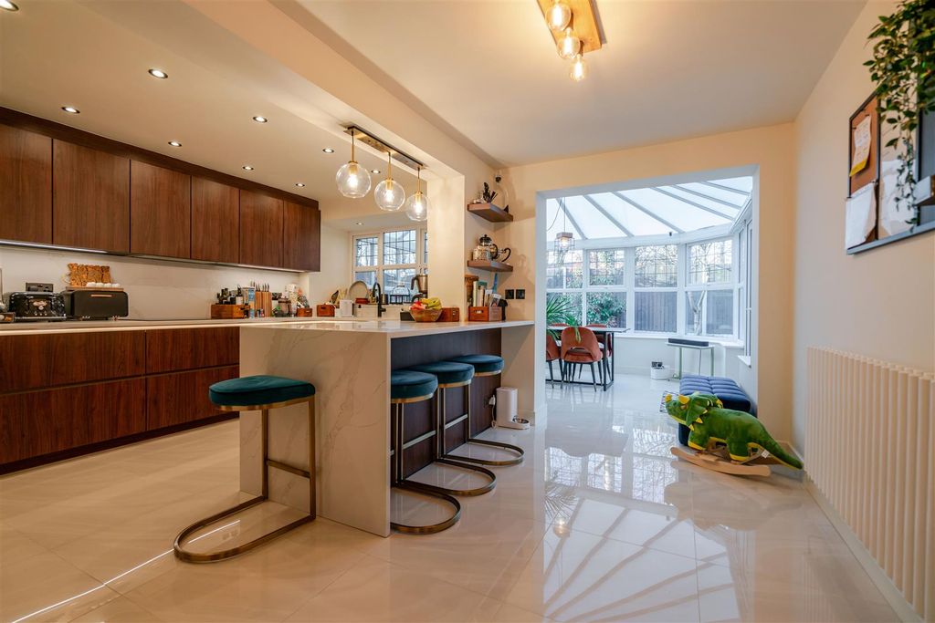 Property photo 2 of 35 Dsc06935.Jpg