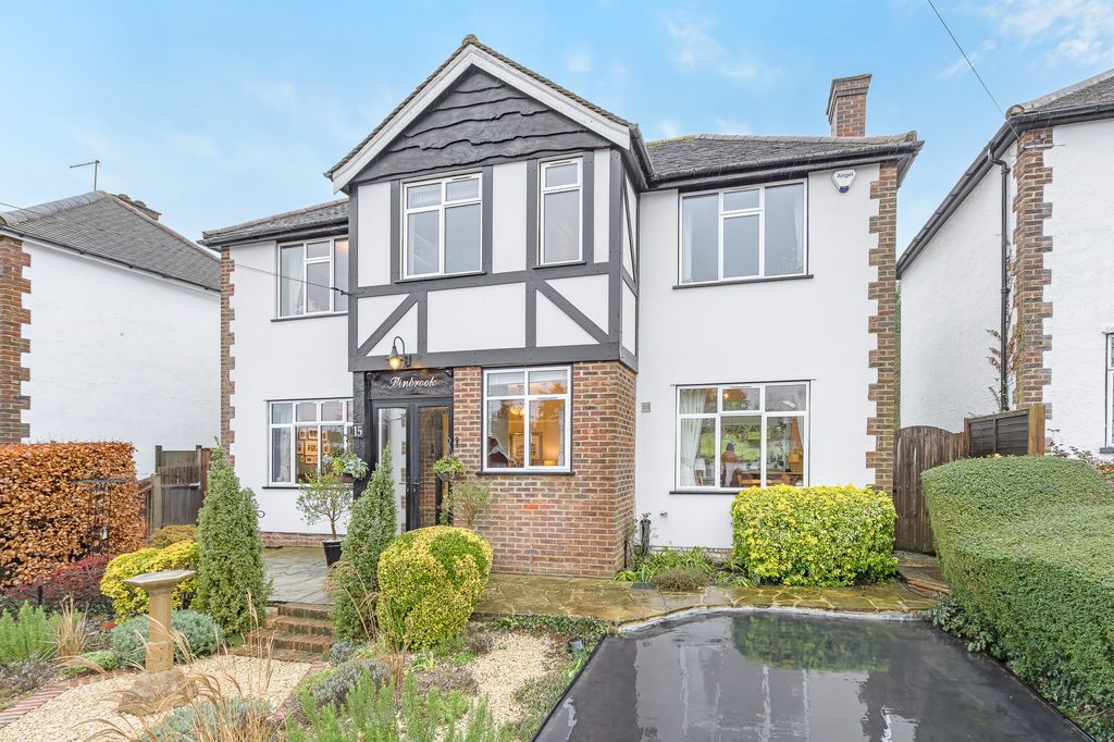 Property photo 1 of 24