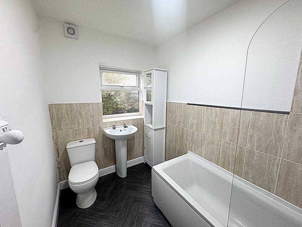 Property photo 3 of 13 Photo 3
