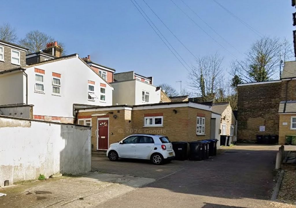Property photo 1 of 6