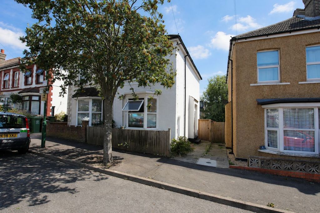 Property photo 1 of 10