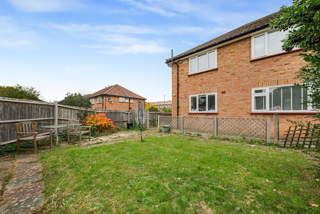 Property photo 3 of 16 Picture No. 26