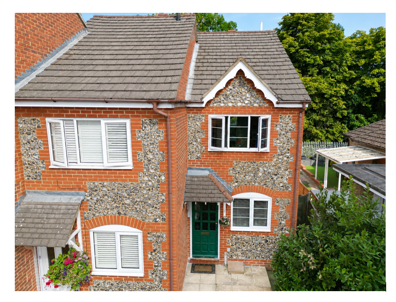 Property photo 1 of 10